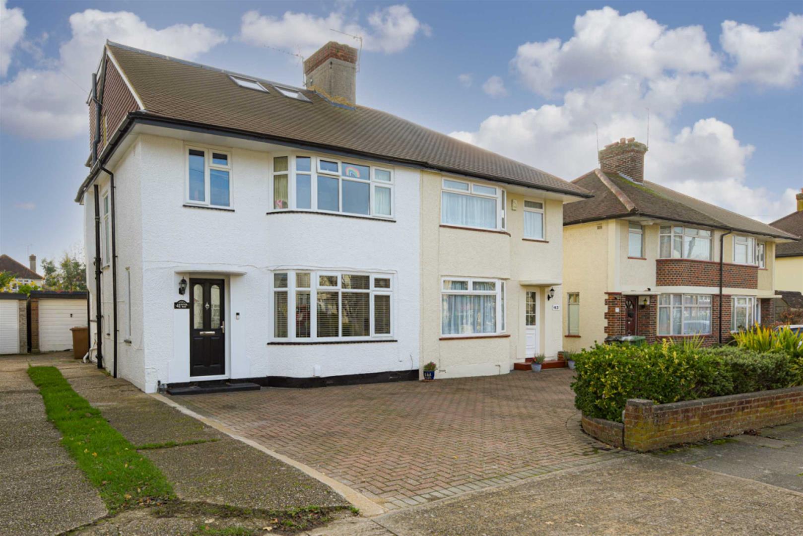 4 bedroom House SemiDetached, River Way, Epsom The Personal Agent